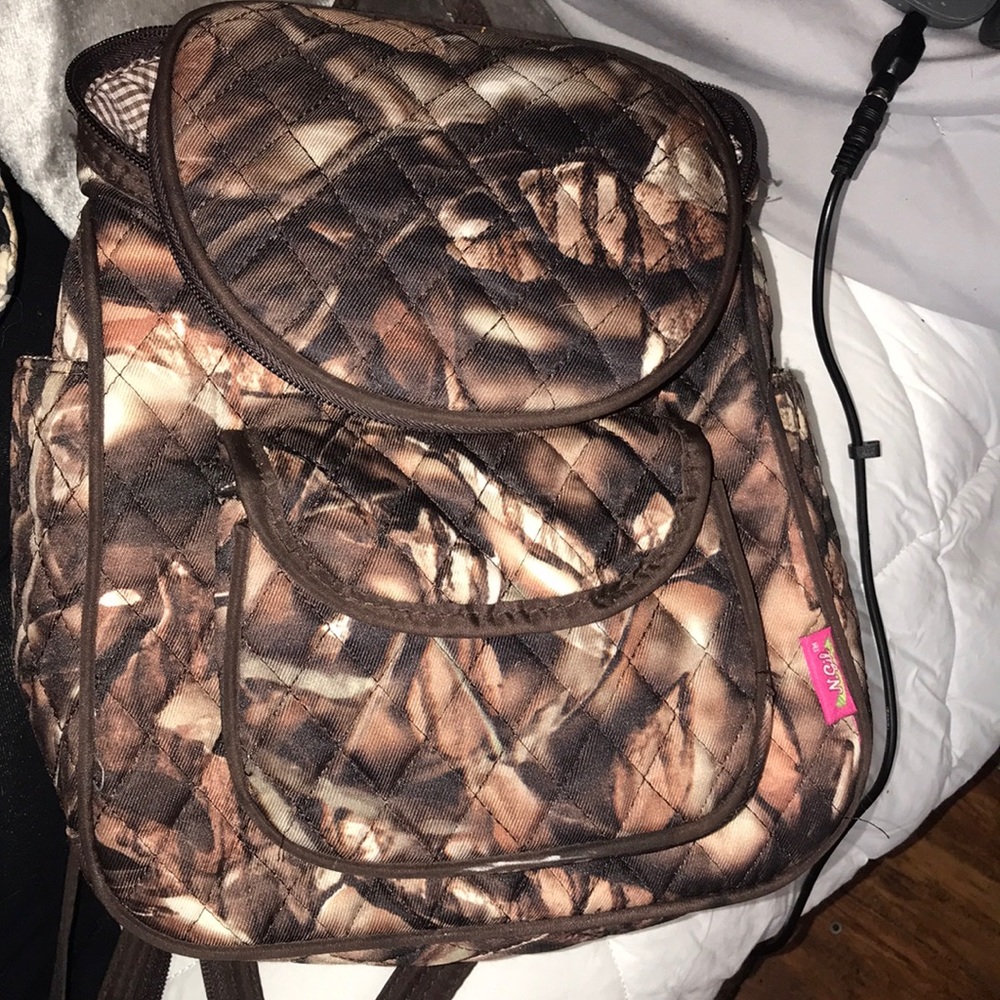 Very cute camo handbag